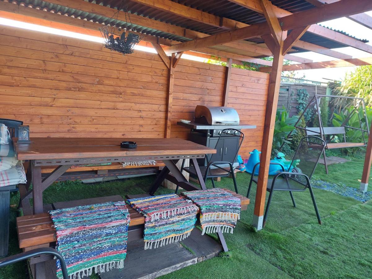 Penzion U Jezu - Ubytovani Pasohlávky Exteriör bild